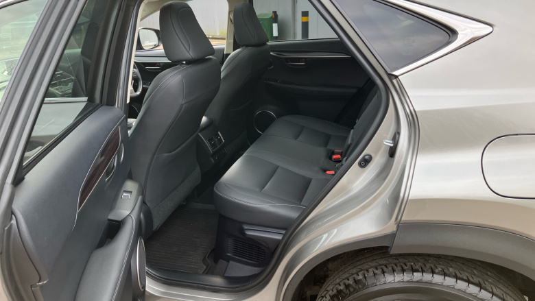 Lexus NX 300h 2.5 Takumi 5dr CVT [Pan roof] Hybrid Estate